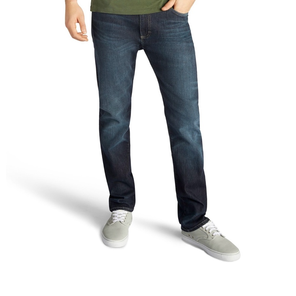 Men's Lee® Extreme Motion MVP Straight-Leg Slim-Fit Jeans Size 40x29